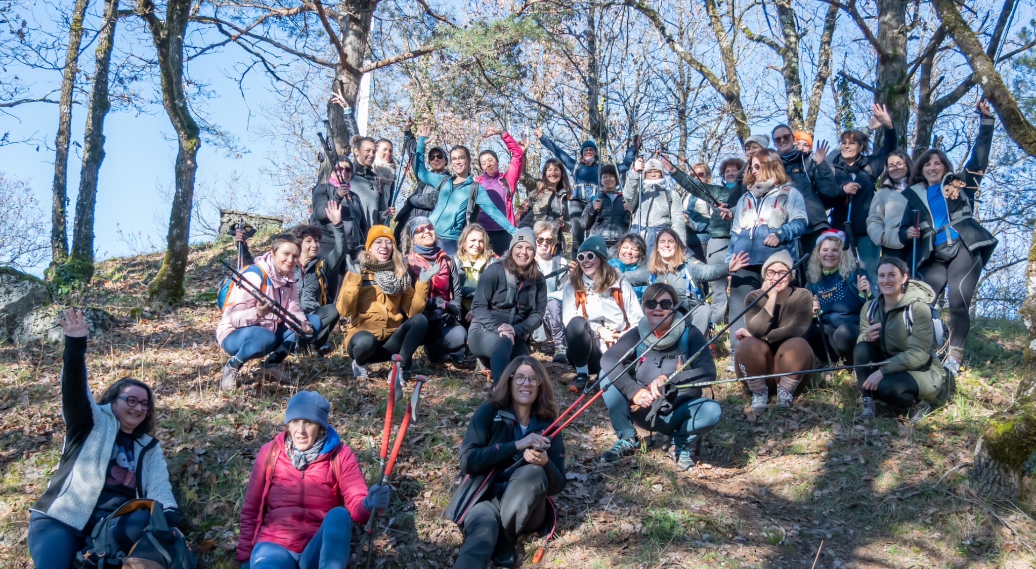 Les nanas en sac à dos club de randonnée en Corrèze